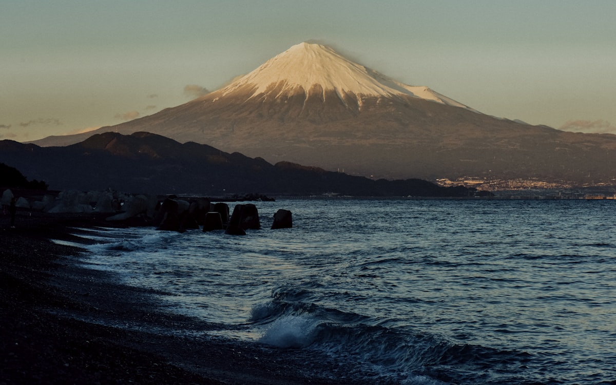 Navigator of the Seas — 17 Nights, Tokyo → Los Angeles